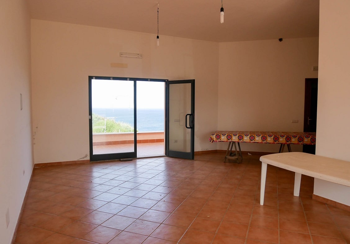 Torre dei Corsari Locale Commerciale vista Mare