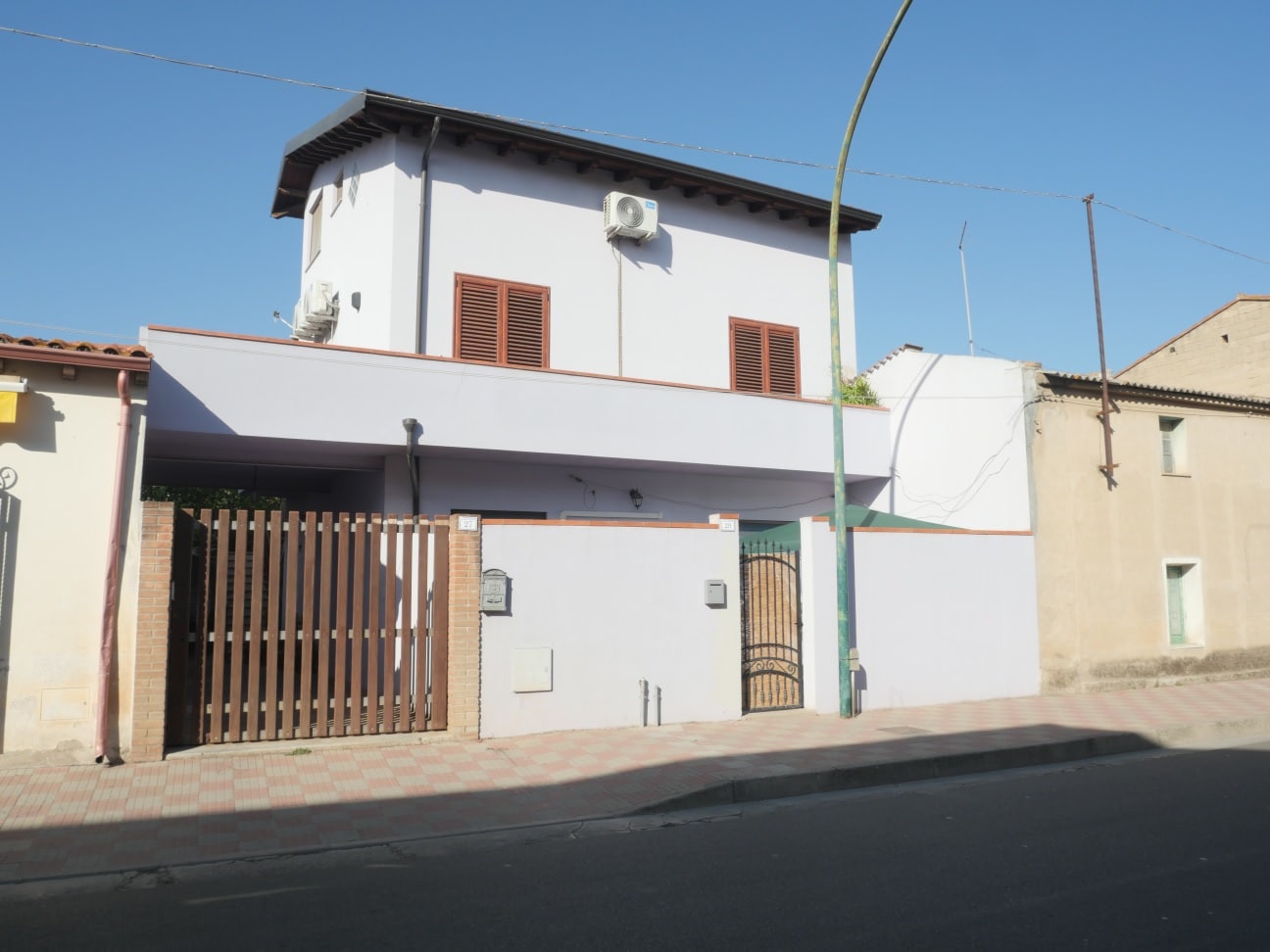 02 Serramanna casa unifamiliare su tre livelli.