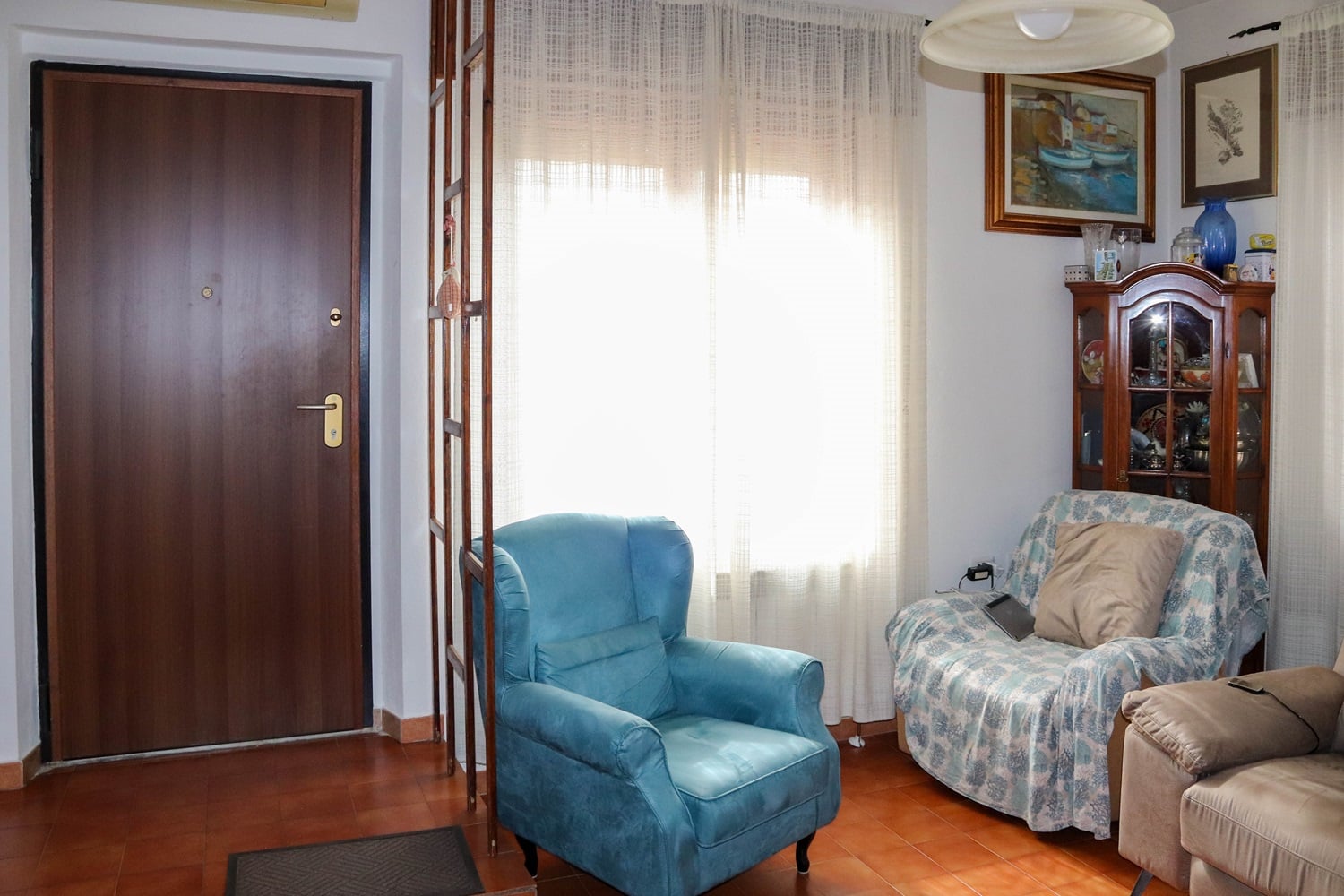 12 Serramanna casa unifamiliare su tre livelli.