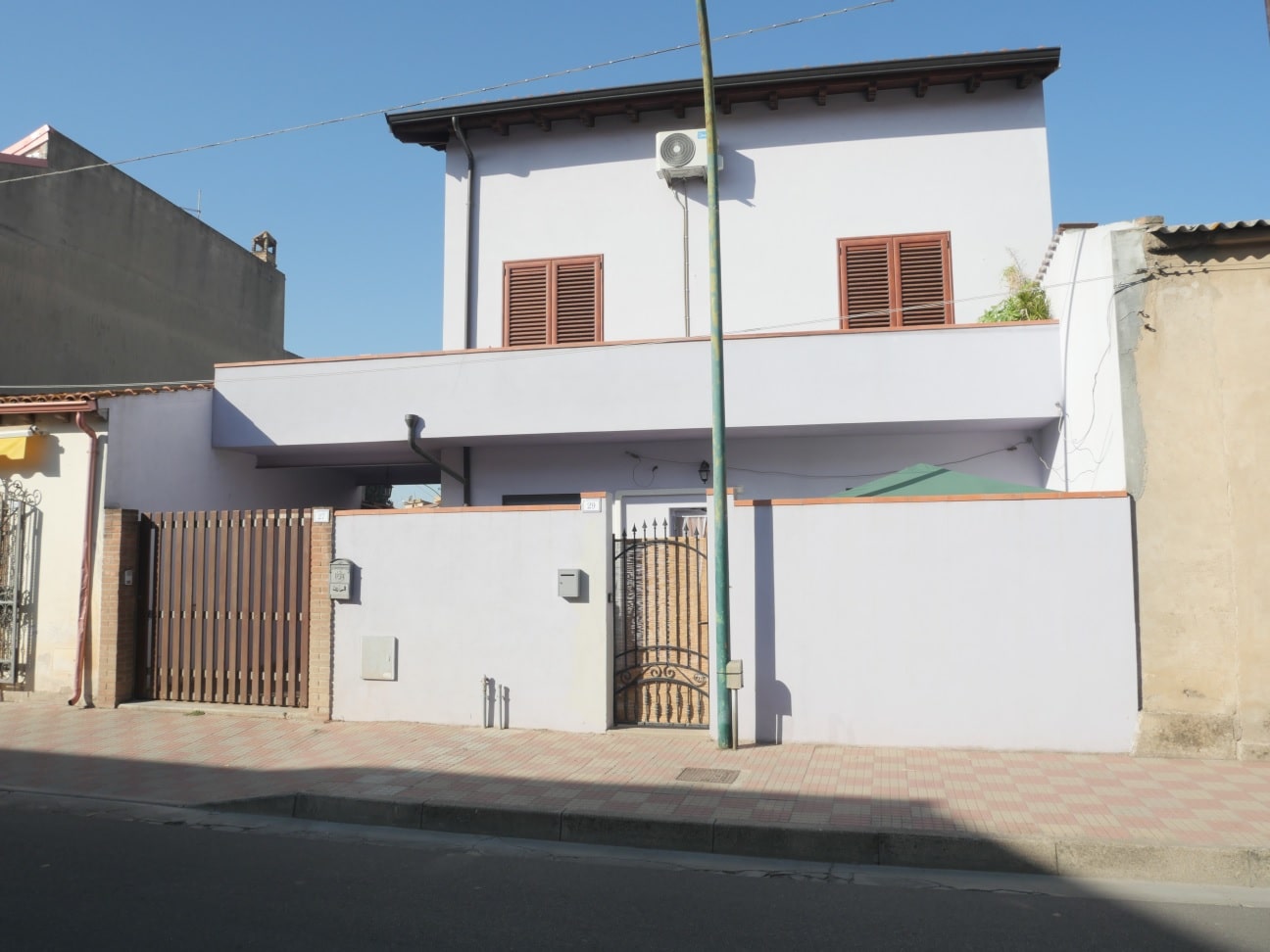 18 Serramanna casa unifamiliare su tre livelli.