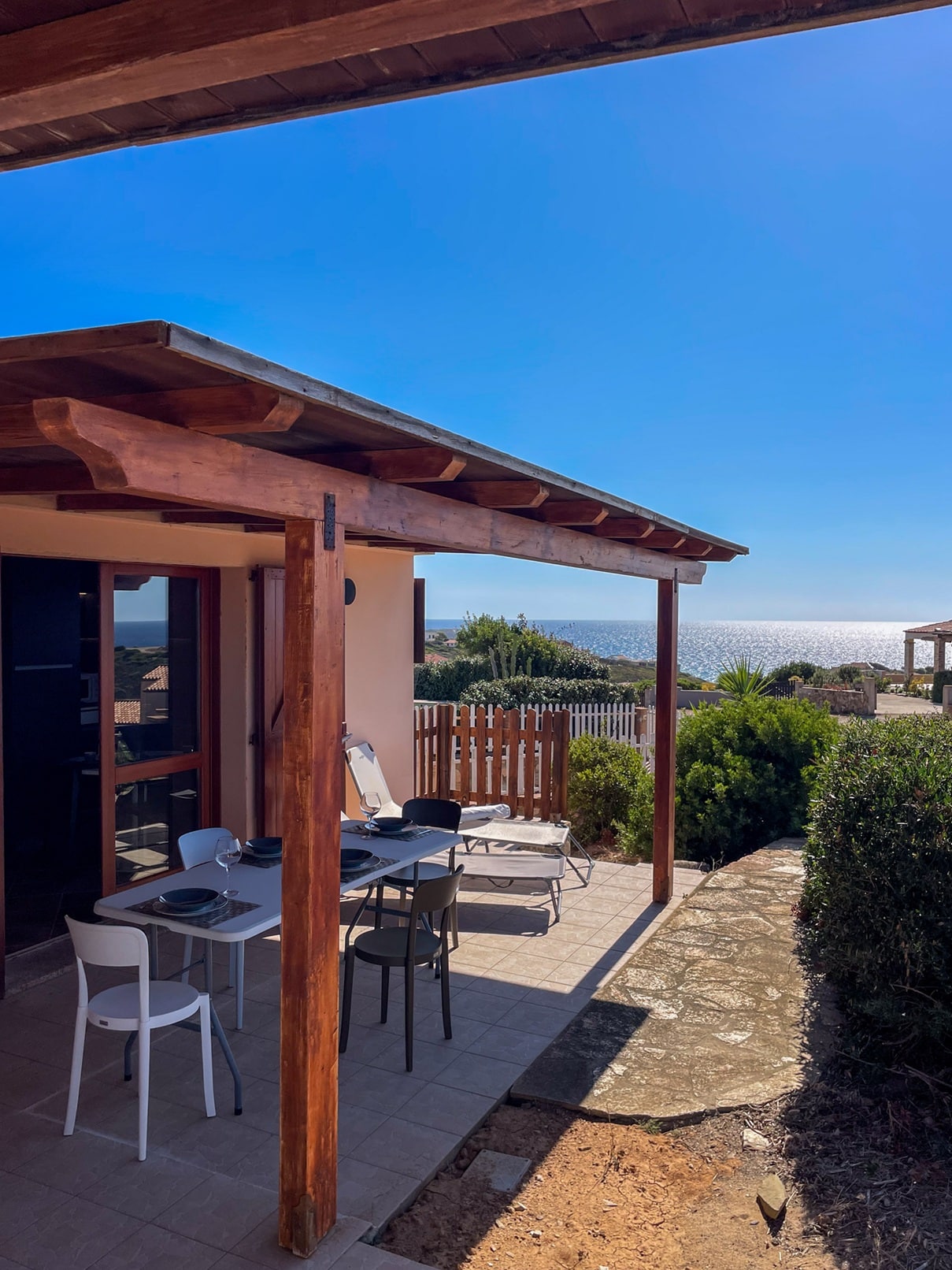 11 Arbus località S’Enna e S’Arca Villetta vista mare.