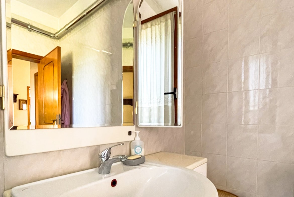 Uta Villa Indipendente con ampio giardino.