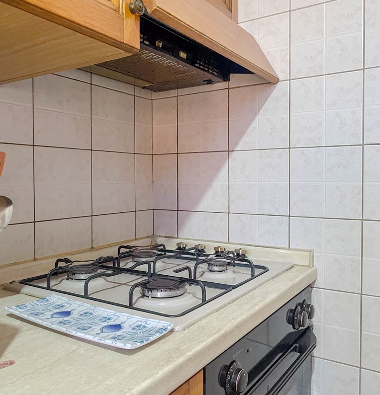 Serramanna semi-indipendente con cortile.