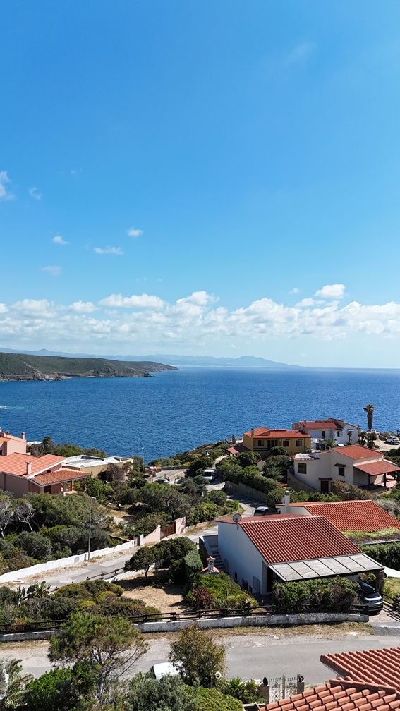 default Esclusiva Villa Vista Mare: Il Fascino della Costa Verde a Torre dei Corsari