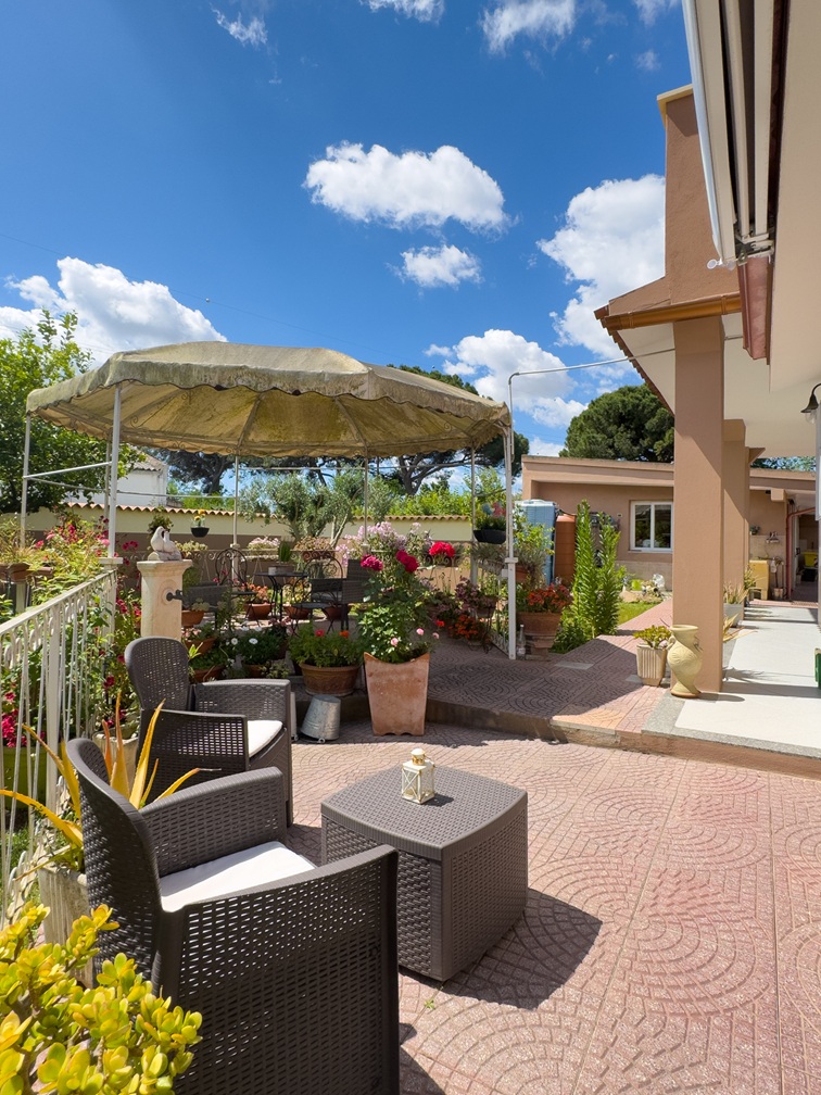 Villa indipendente in vendita – Località “Isca Bois”