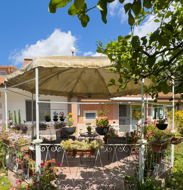 Villa indipendente in vendita – Località “Isca Bois”