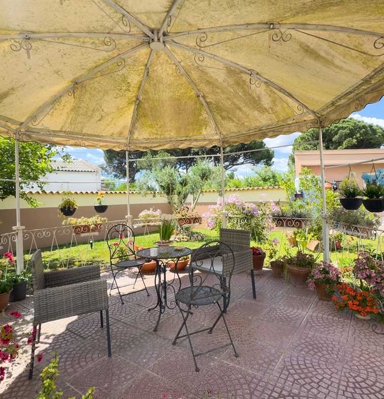 Villa indipendente in vendita – Località “Isca Bois”