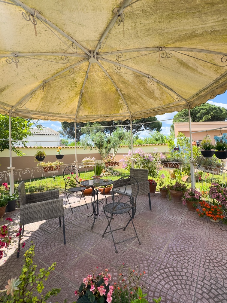 Villa indipendente in vendita – Località “Isca Bois”