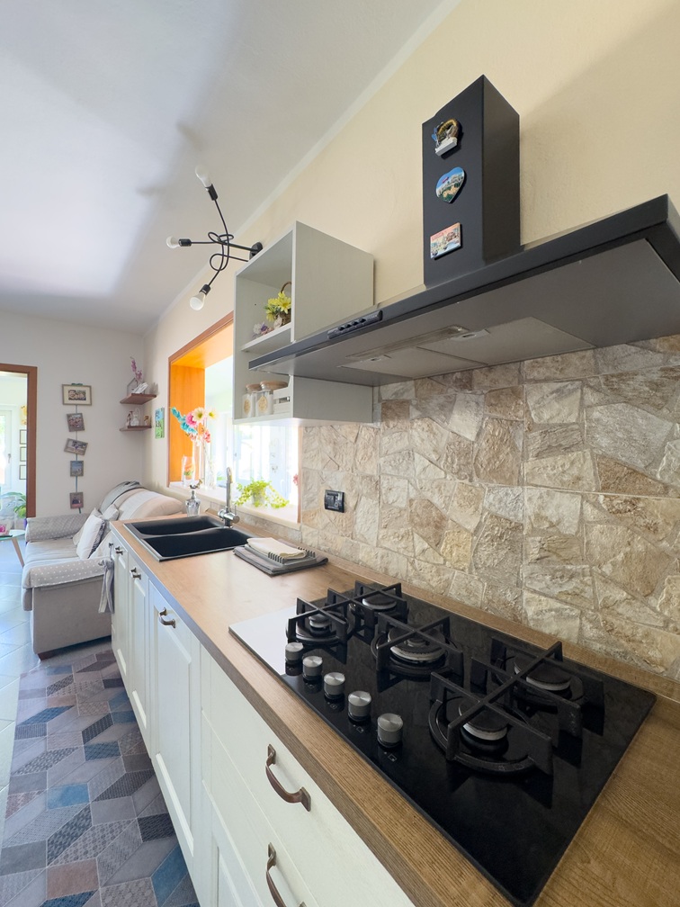 Villa indipendente in vendita – Località “Isca Bois”