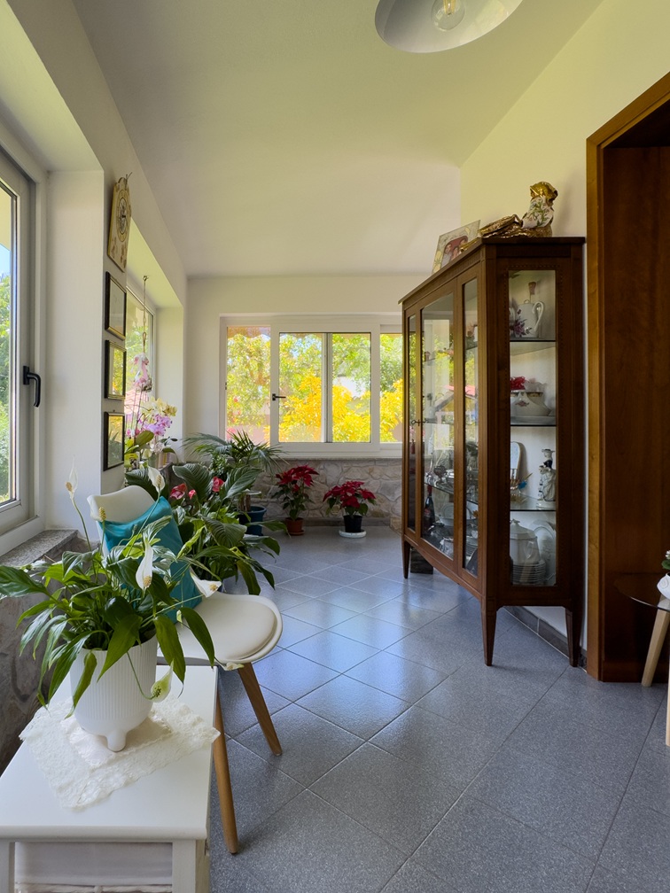 Villa indipendente in vendita – Località “Isca Bois”