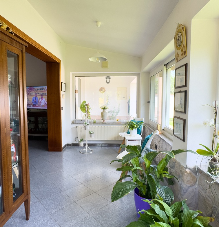 Villa indipendente in vendita – Località “Isca Bois”