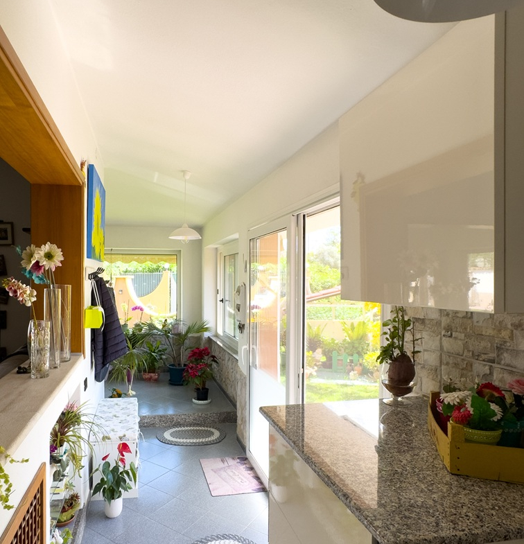 Villa indipendente in vendita – Località “Isca Bois”