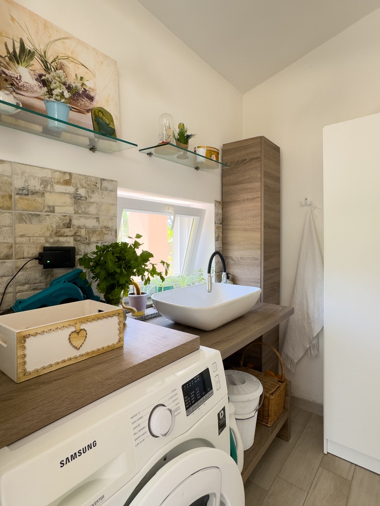 Villa indipendente in vendita – Località “Isca Bois”