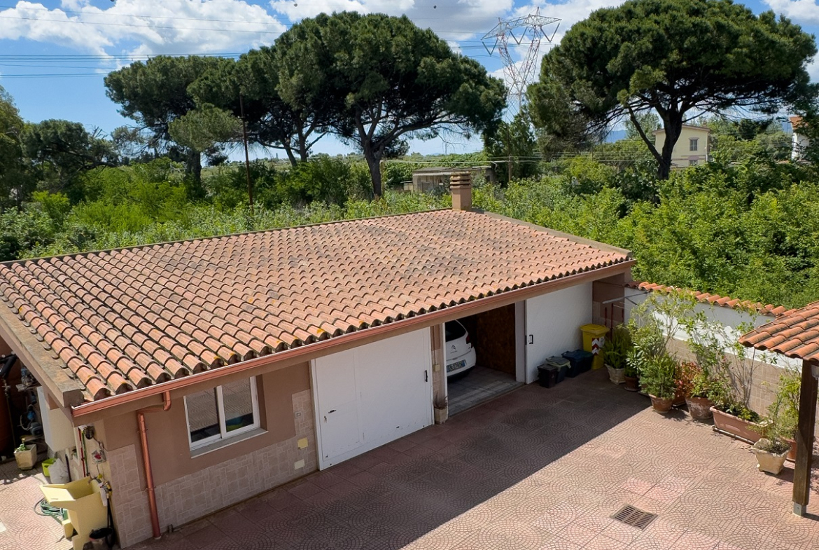Villa indipendente in vendita – Località “Isca Bois”