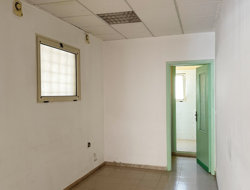 Stabile Indipendente su 3 Livelli con Cortile e Terrazzo – Samassi (Piazza Costituzione)