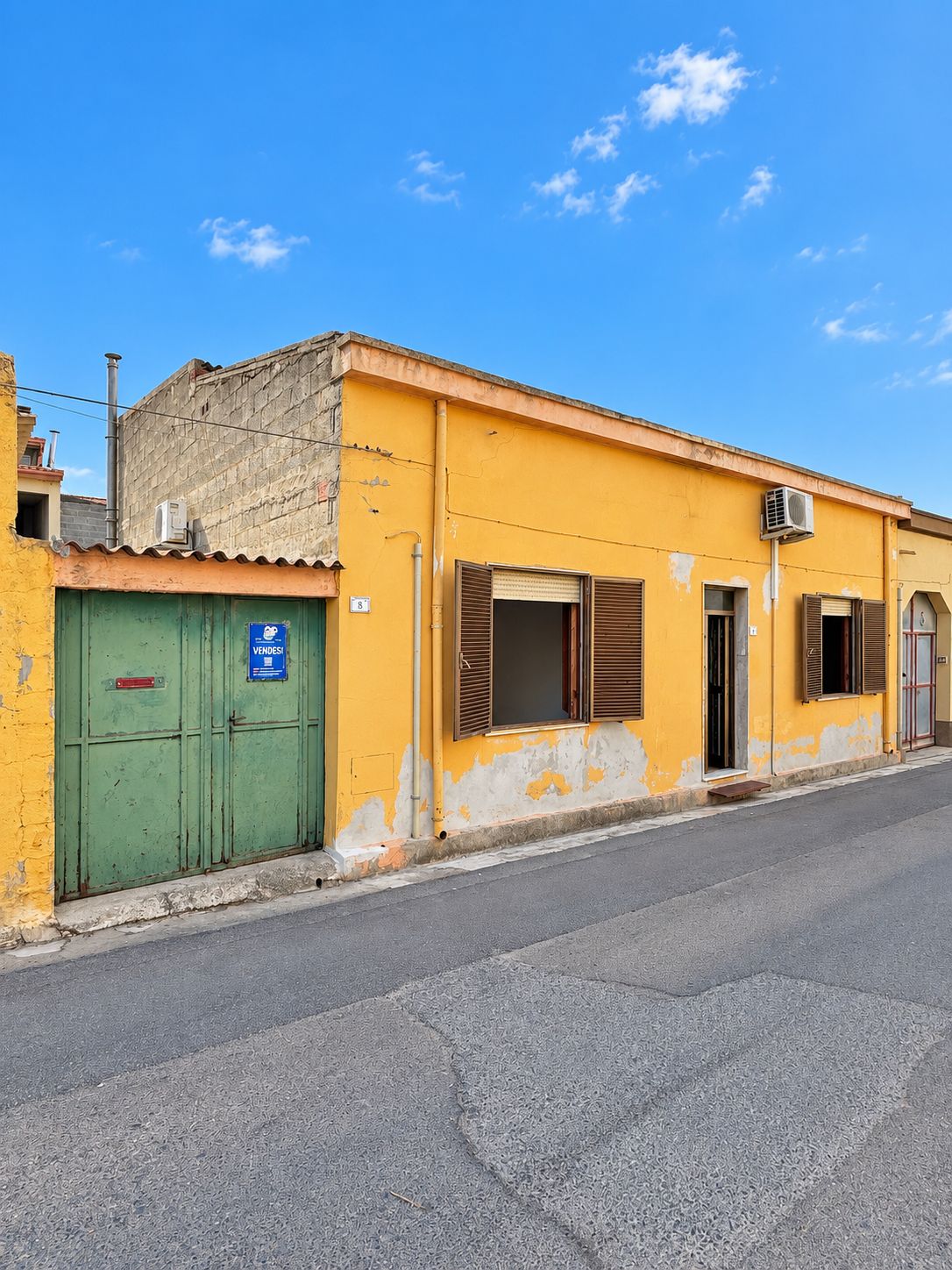 01 Casa Indipendente da Ristrutturare con Cortile – Serramanna (Zona Sa Lua)