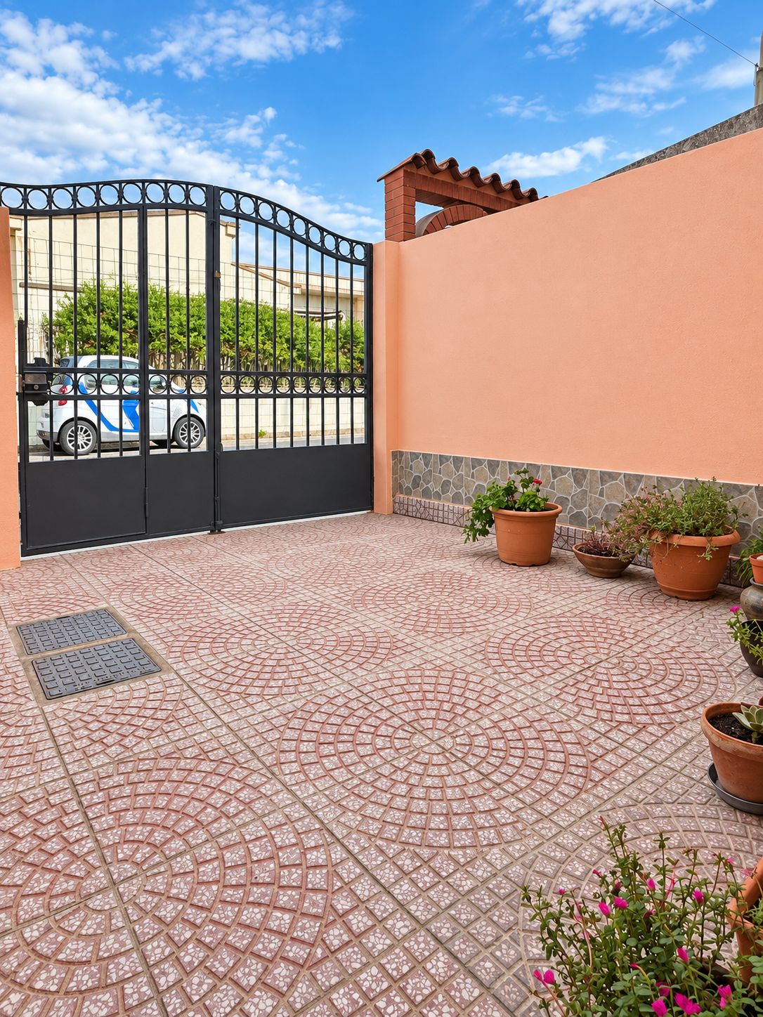 04 Serramanna – Primo piano indipendente con cortile e posto auto nella zona del Parco Comunale