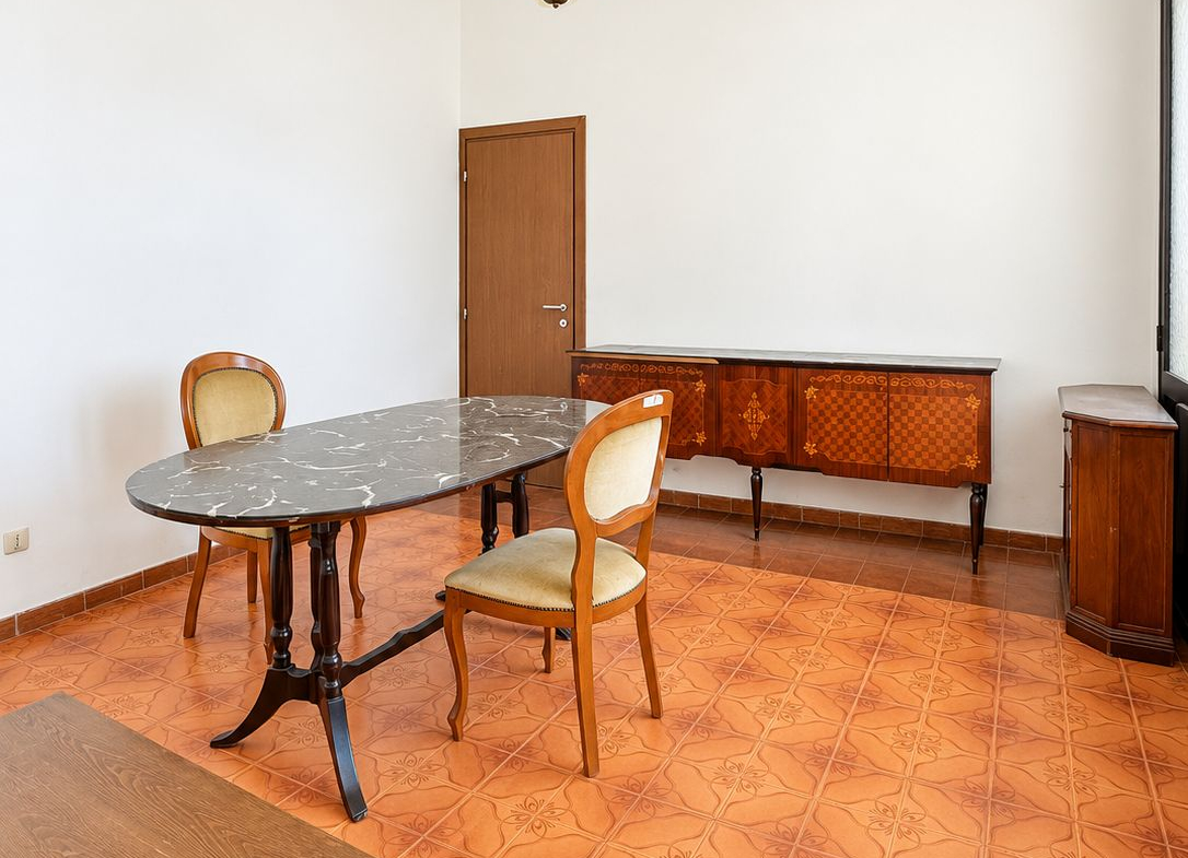Casa Indipendente da Ristrutturare con Cortile – Serramanna (Zona Sa Lua)