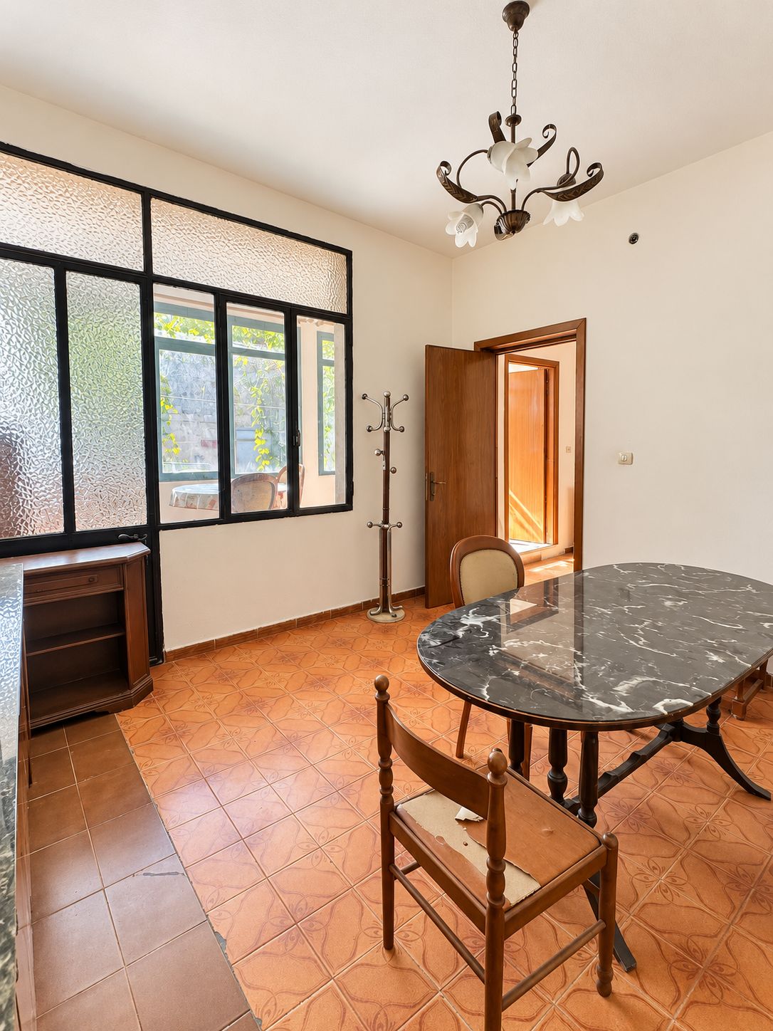 08 Casa Indipendente da Ristrutturare con Cortile – Serramanna (Zona Sa Lua)