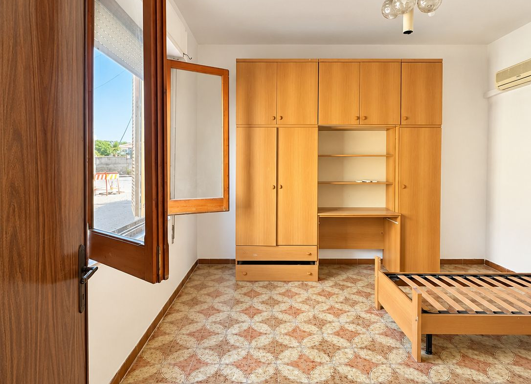 Casa Indipendente da Ristrutturare con Cortile – Serramanna (Zona Sa Lua)