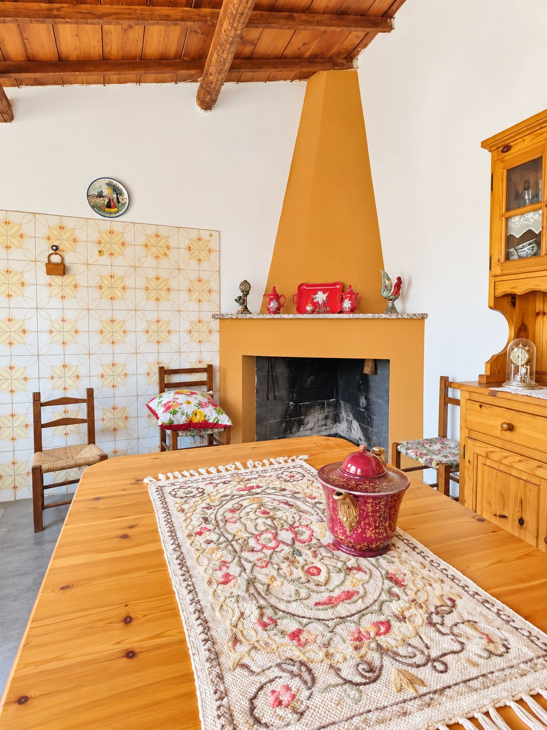 15 Vallermosa – Casa indipendente con ampio terreno di circa 1.600 mq