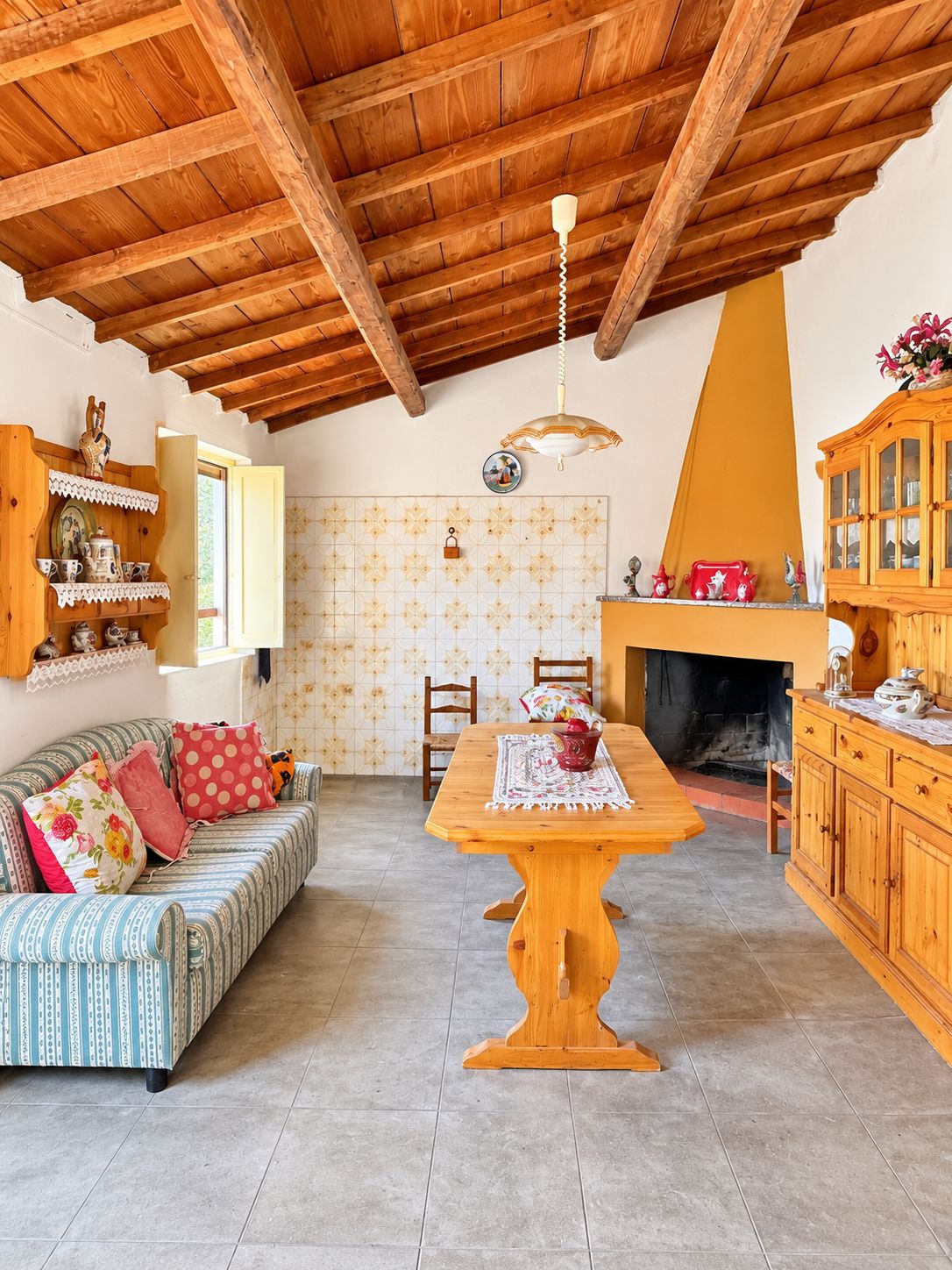 17 Vallermosa – Casa indipendente con ampio terreno di circa 1.600 mq