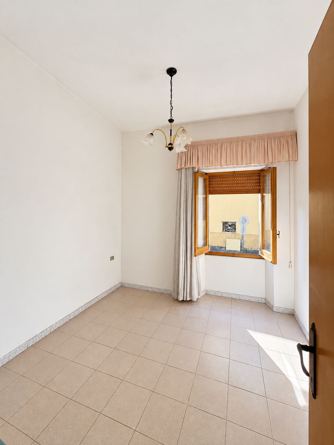 18 Vallermosa – Casa indipendente con cortile privato