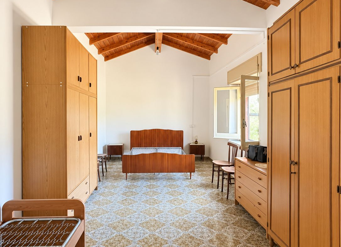 Vallermosa – Casa indipendente con ampio terreno di circa 1.600 mq