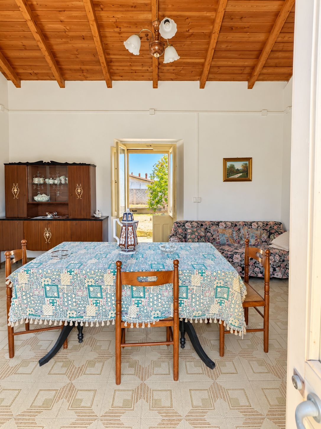 5 Vallermosa – Casa indipendente con ampio terreno di circa 1.600 mq
