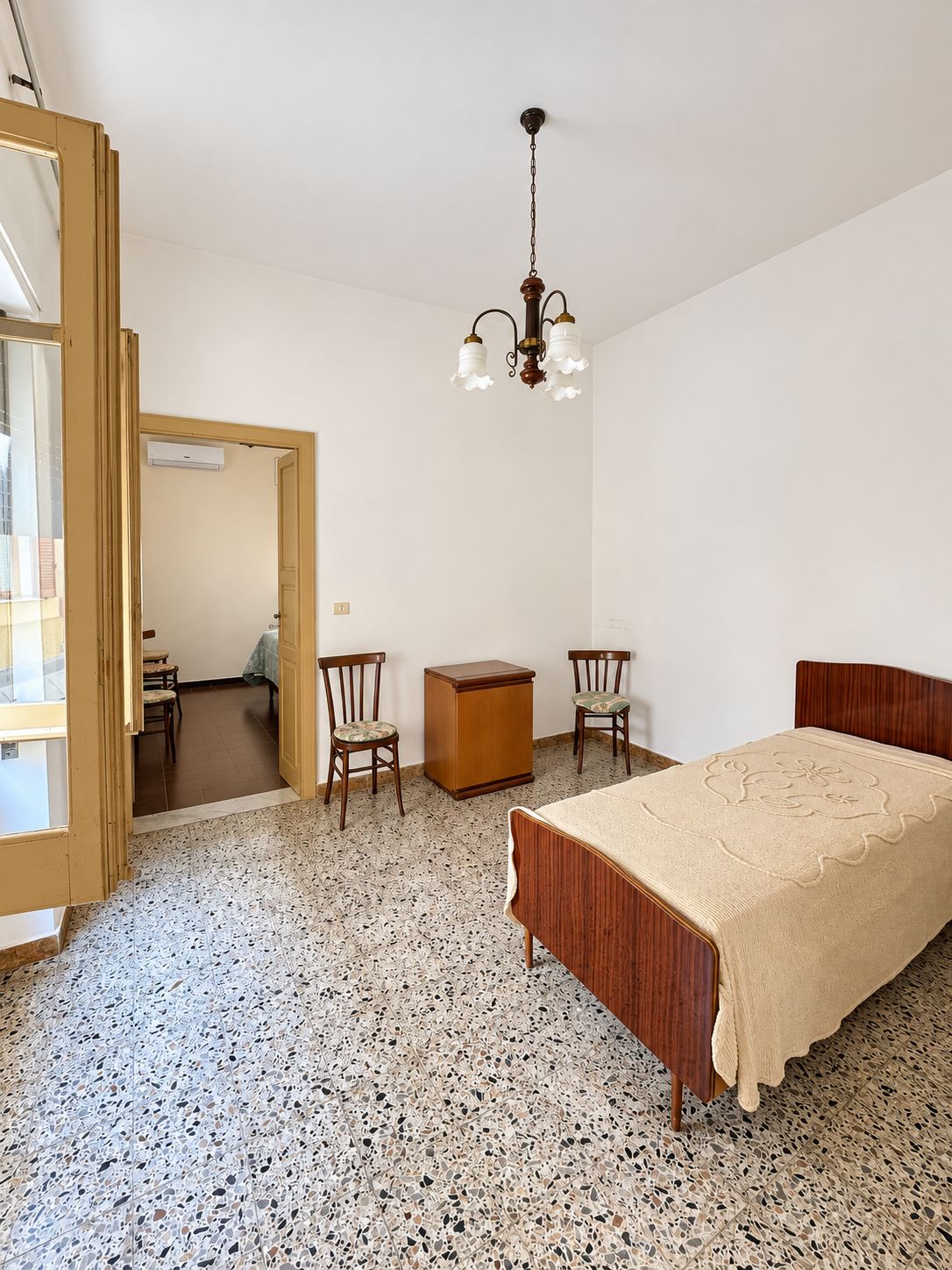 7 Vallermosa – Casa indipendente con cortile privato