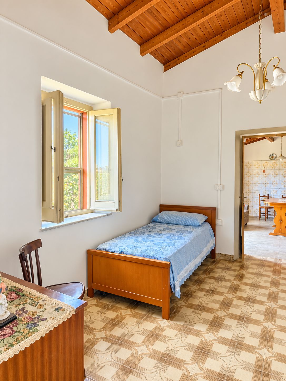 8 Vallermosa – Casa indipendente con ampio terreno di circa 1.600 mq