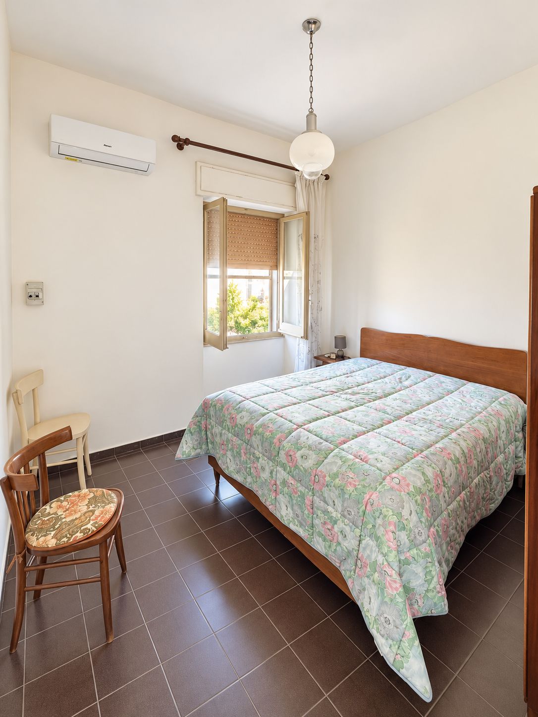 9 Vallermosa – Casa indipendente con cortile privato
